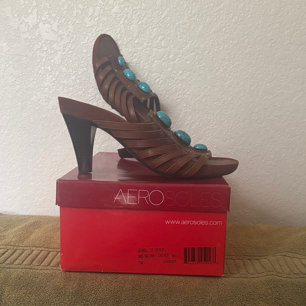 AEROSOLES Brown Sandals with Blue Accents - Picture 3 of 7